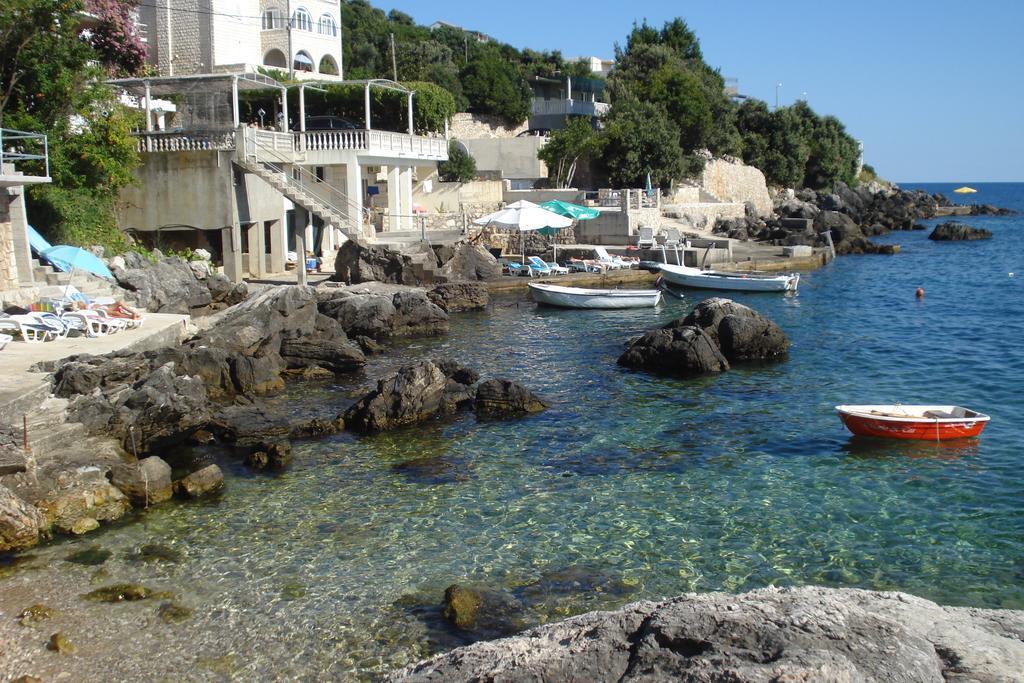 "Azzurra Apartments Molunat Exterior foto